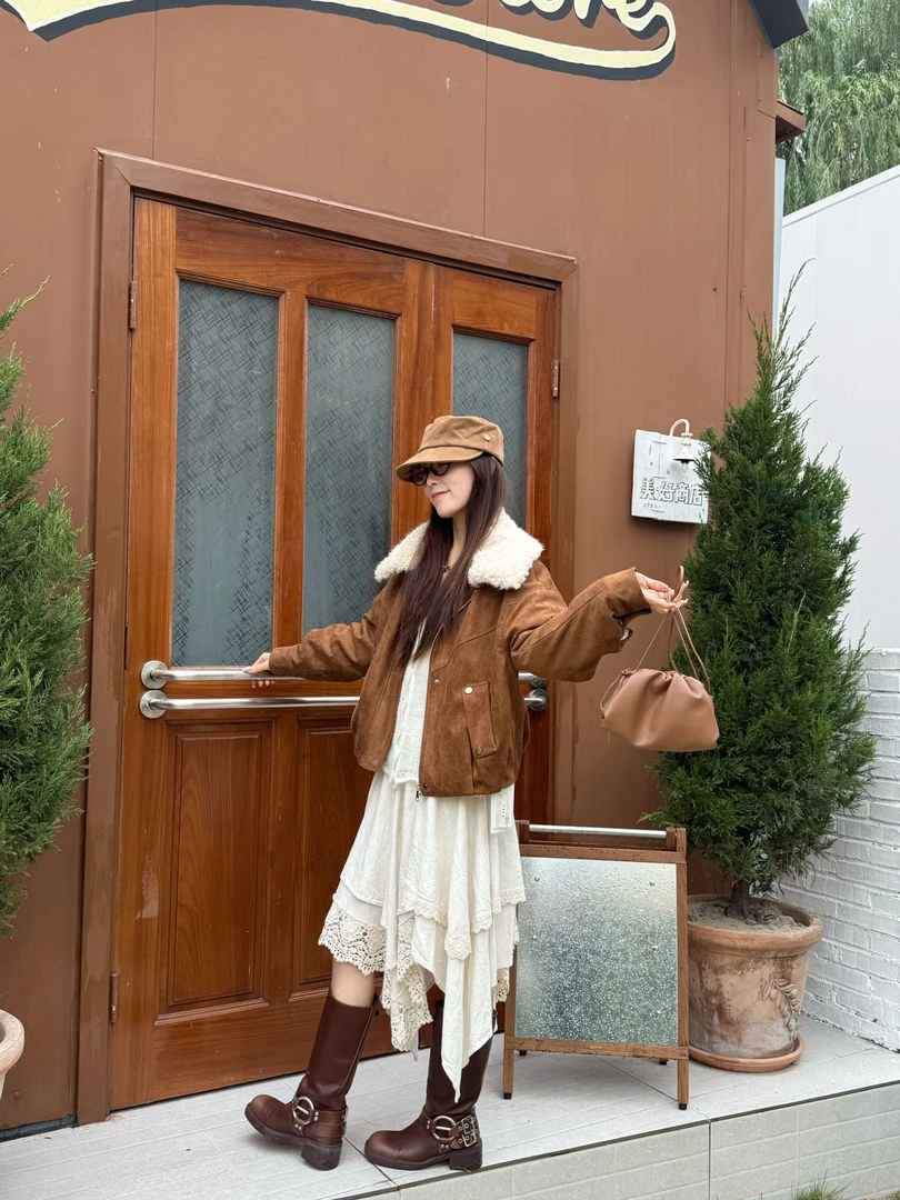 拉链时尚女翻领短外套冬季厚款加厚百搭甜美保暖复古