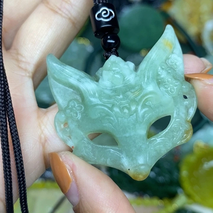 蛇纹石玉合金吊坠