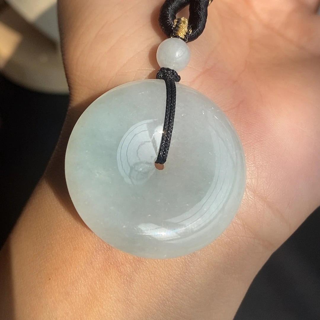 翡翠颈饰未镶嵌翡翠首饰