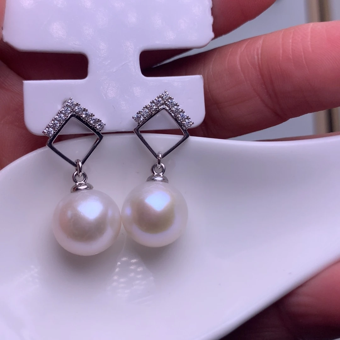 未镶嵌耳饰淡水珍珠