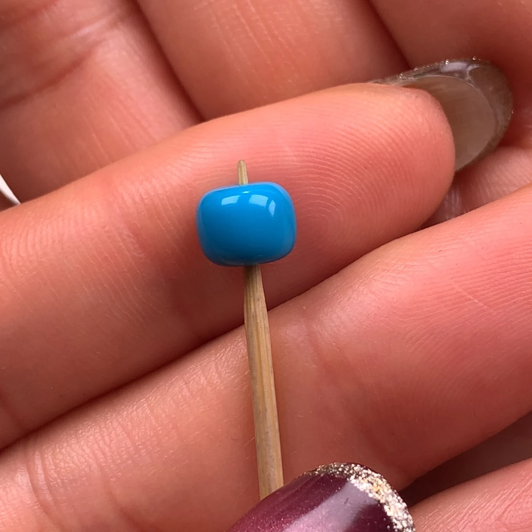 亮***）绿松石未镶嵌珠宝奇石