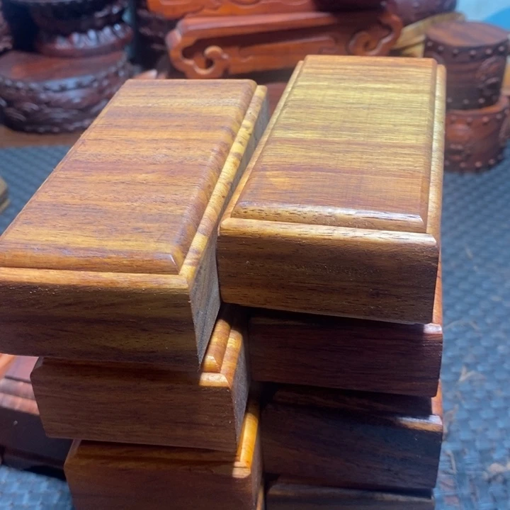 奇***石缅甸花梨大果紫檀座