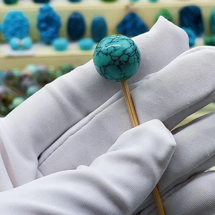 绿松石未镶嵌挂件