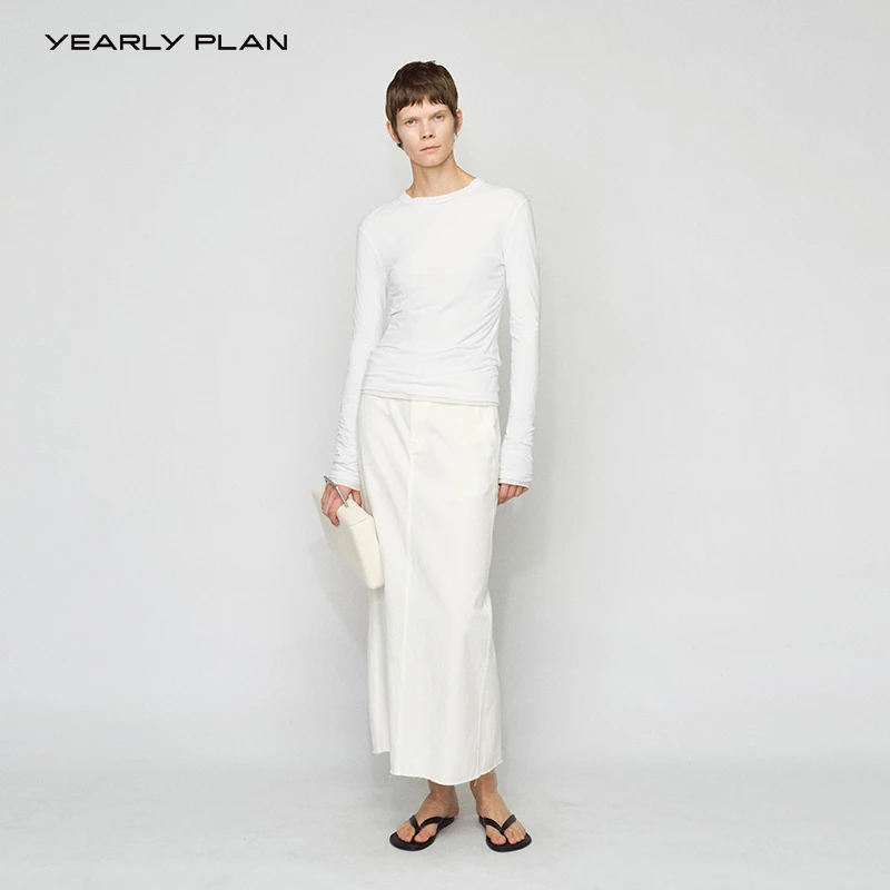 YEARLY PLAN 经典细腻亲肤修身针织上衣 0821