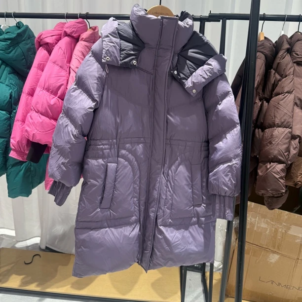 新款长款羽绒服时尚