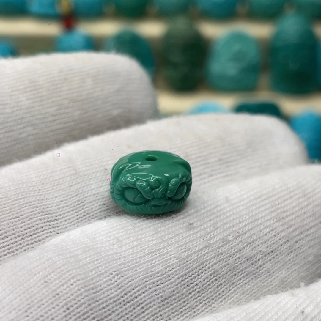 绿松石未镶嵌颈饰卡11.5