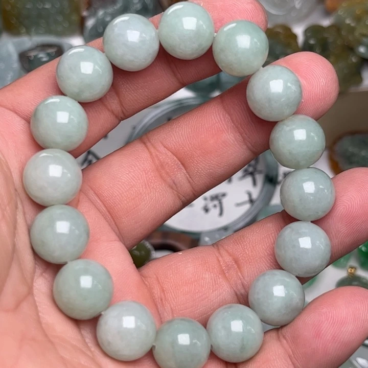 翡翠未镶嵌颈饰手串