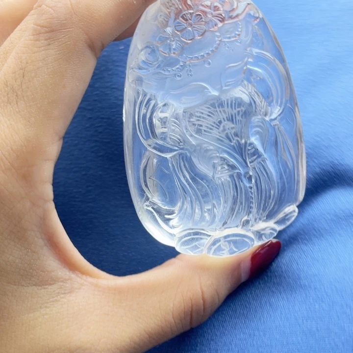 R***n吊坠(赠链)未镶嵌水晶