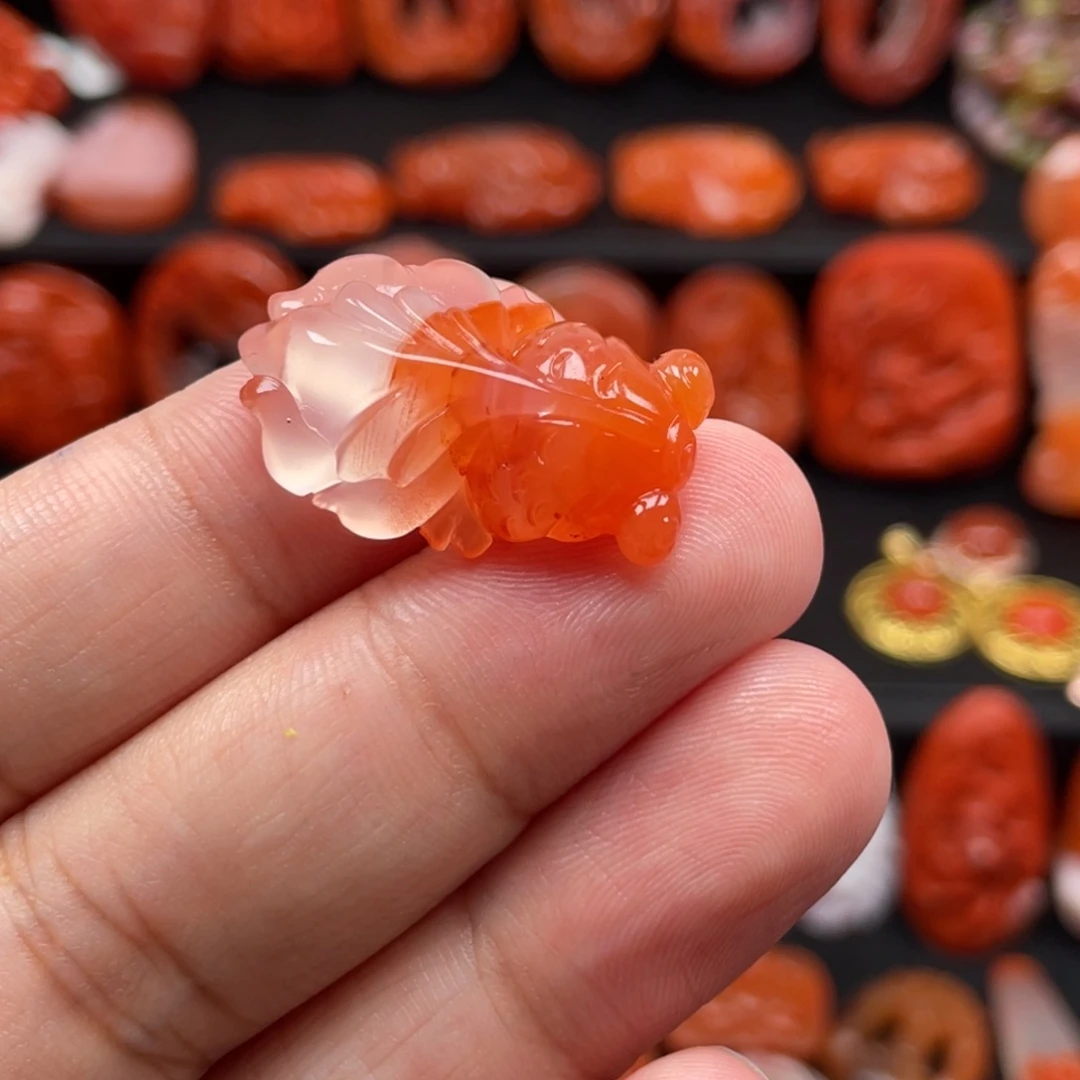 未镶嵌冰飘聚宝盆锦鲤南红玛瑙