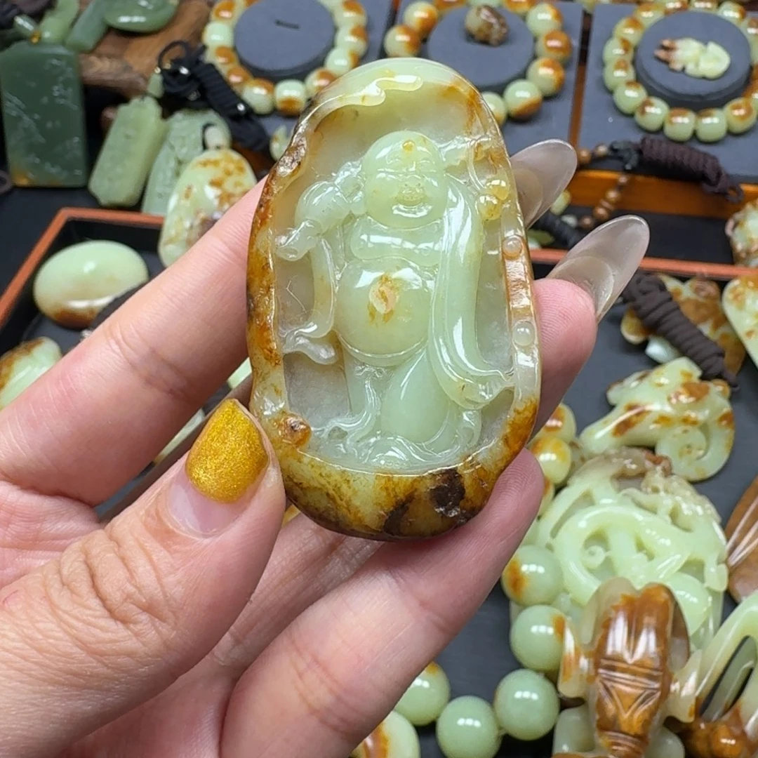 岫岩河磨玉（透闪石质玉）未镶嵌颈饰