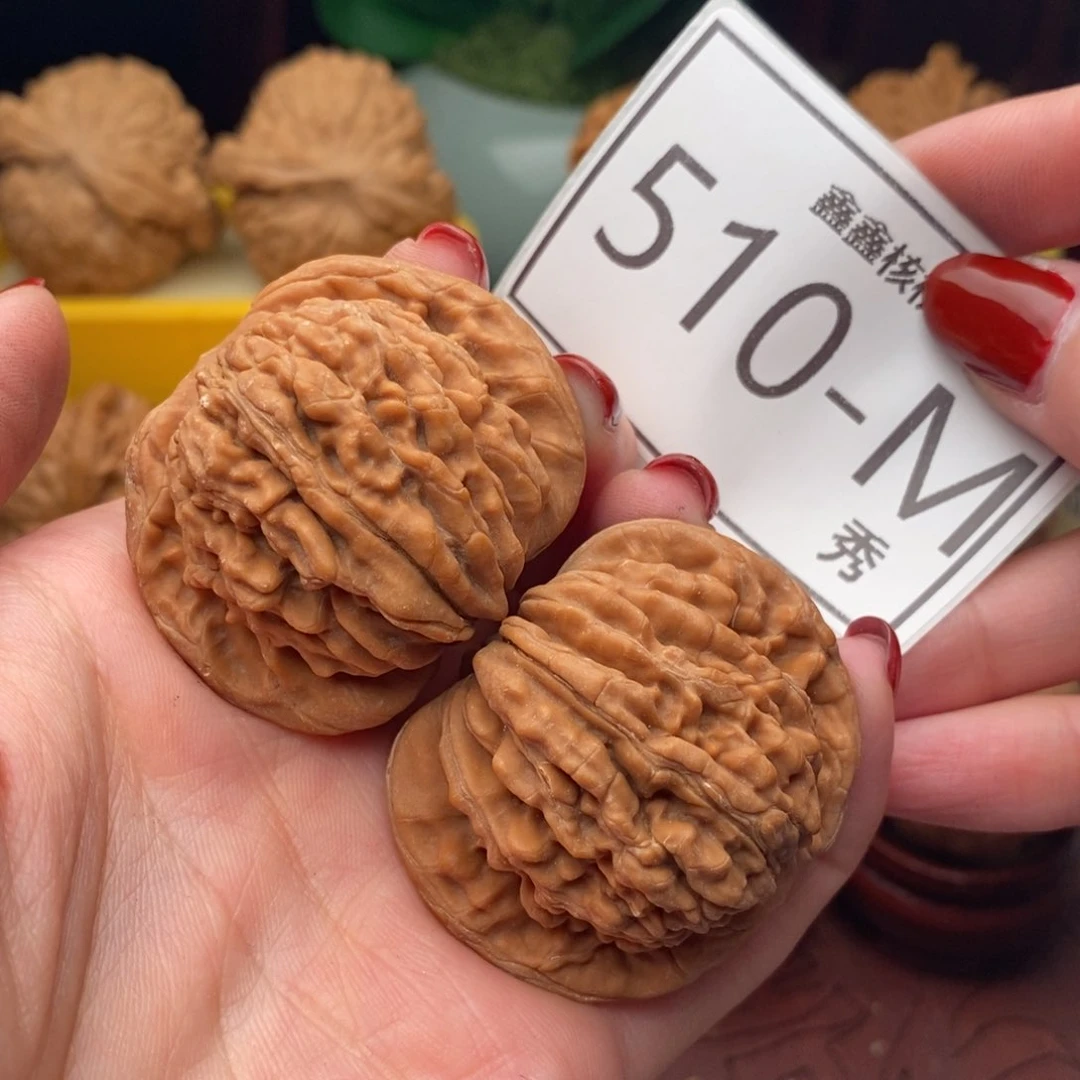 文玩核桃把件汉高楼44