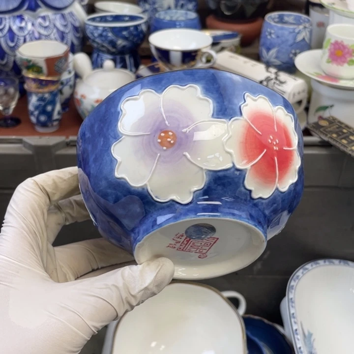 他家瓷器真美…开播了