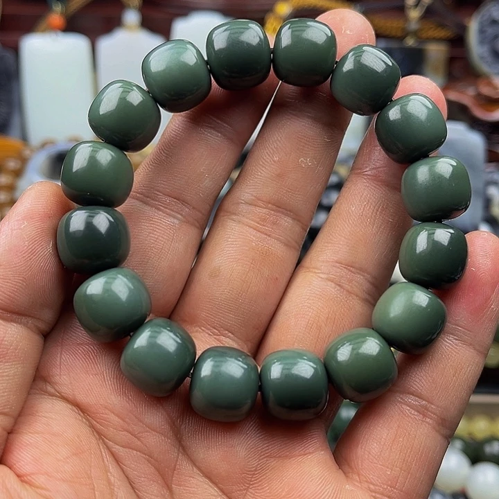 未镶嵌手串和田玉