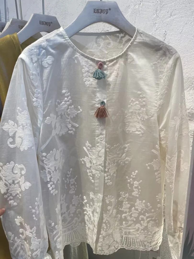 【门店同款】ENJOY春季云敛-春光推盏织金花卉上衣162149545