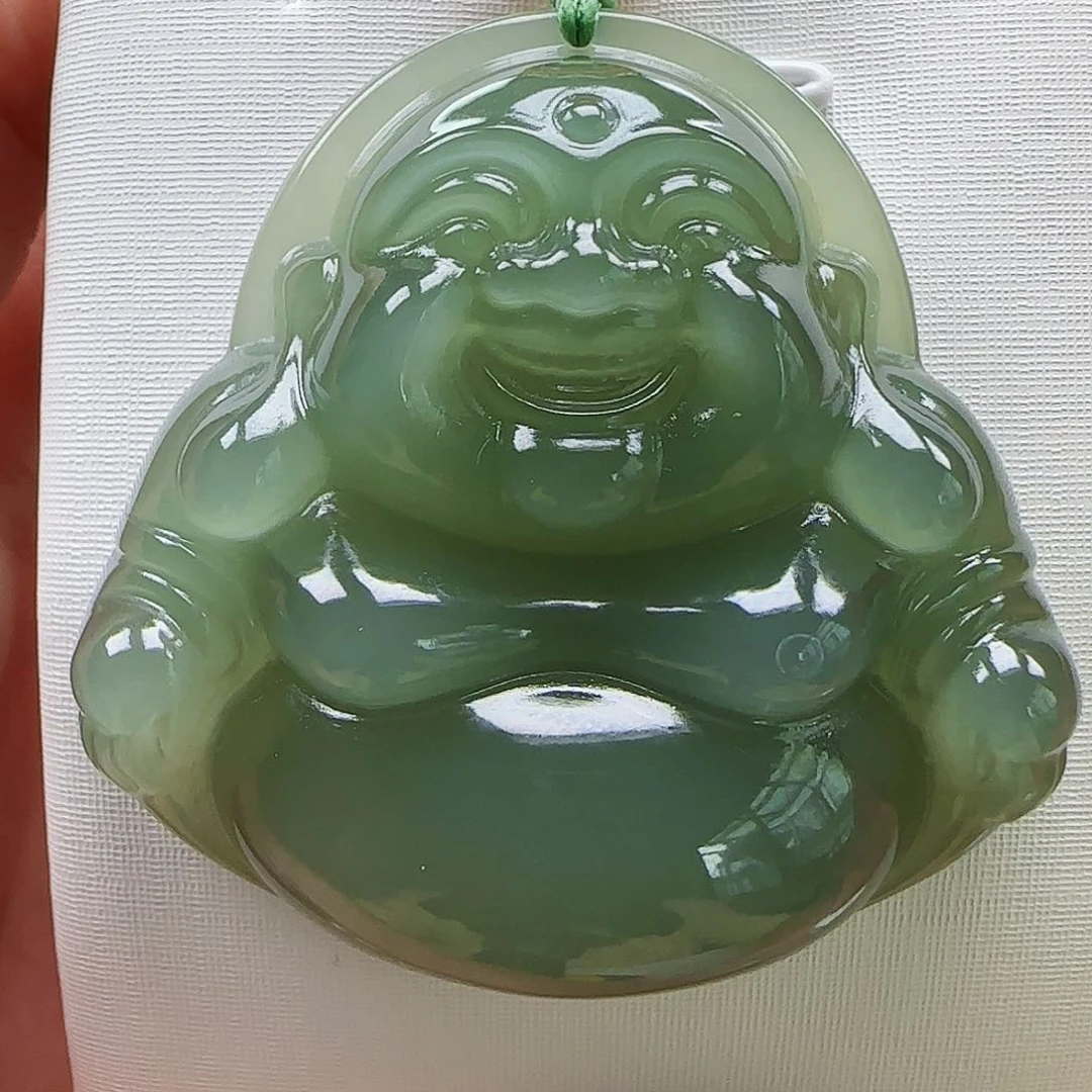 和田玉足金镶嵌颈饰