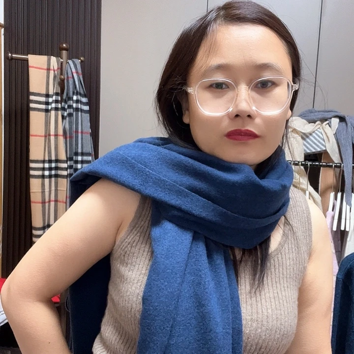 山羊绒深蓝围巾88888888