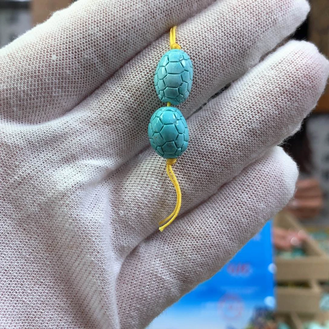 绿松石未镶嵌挂件