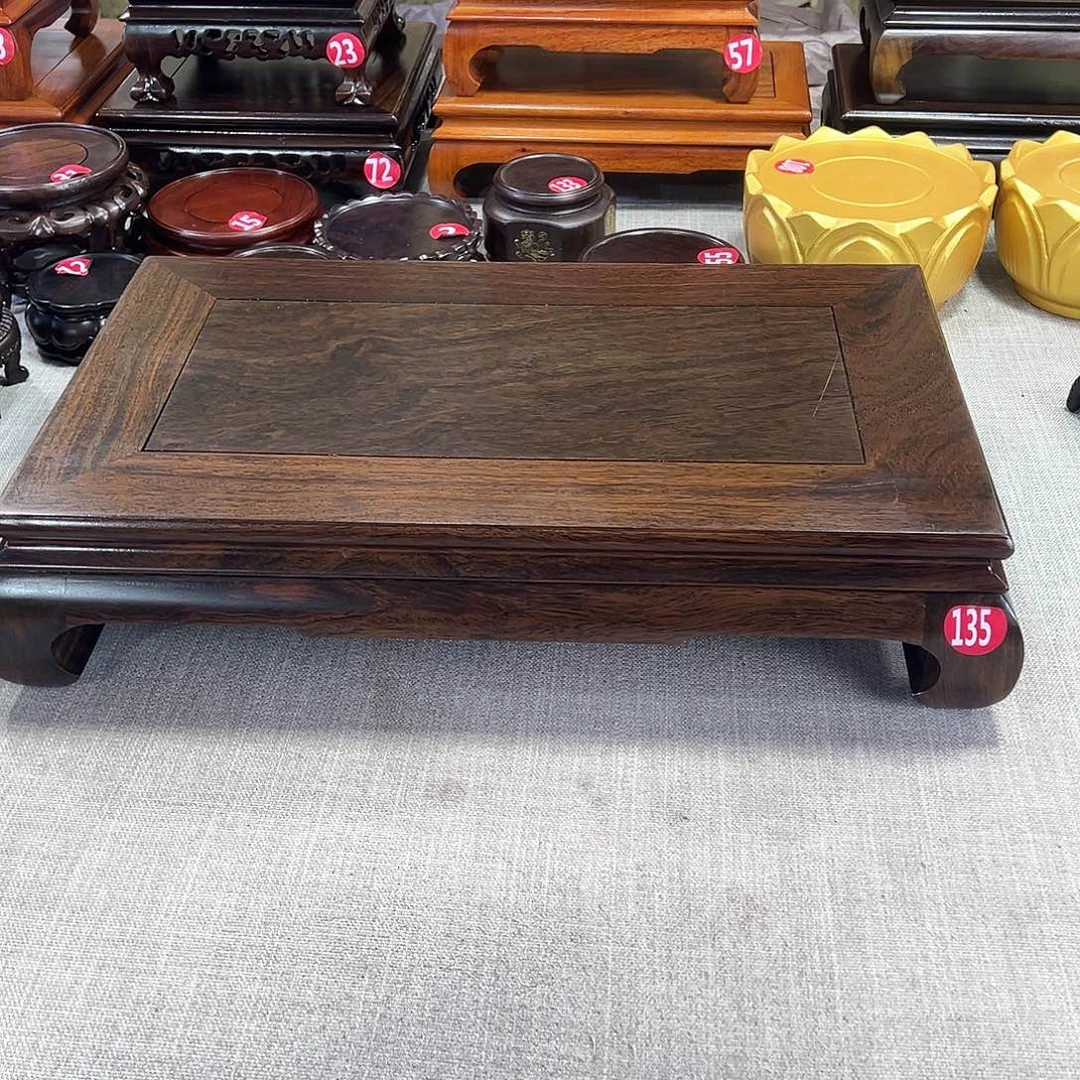 红木底座精雕工艺品