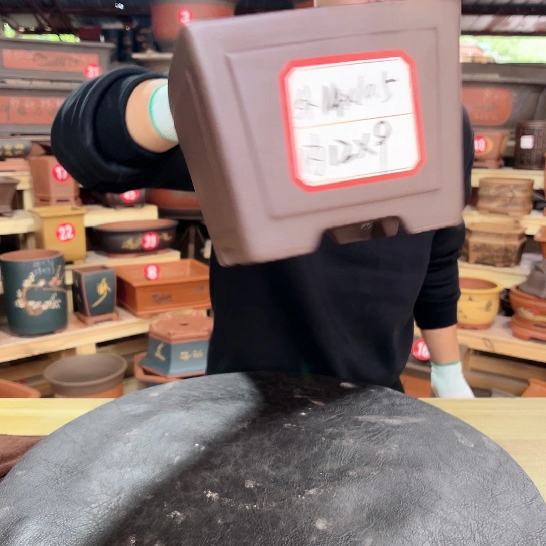 紫砂花盆工厂做工