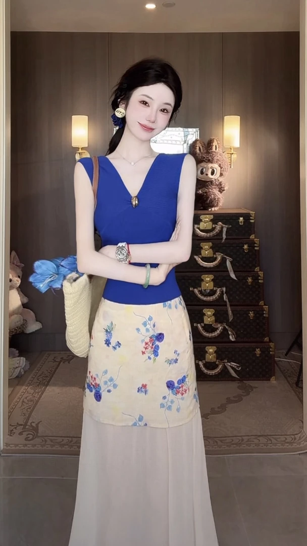 【雅乔定制】无尽夏 时尚克莱因蓝色V领无袖针织上衣DYTH-25063845