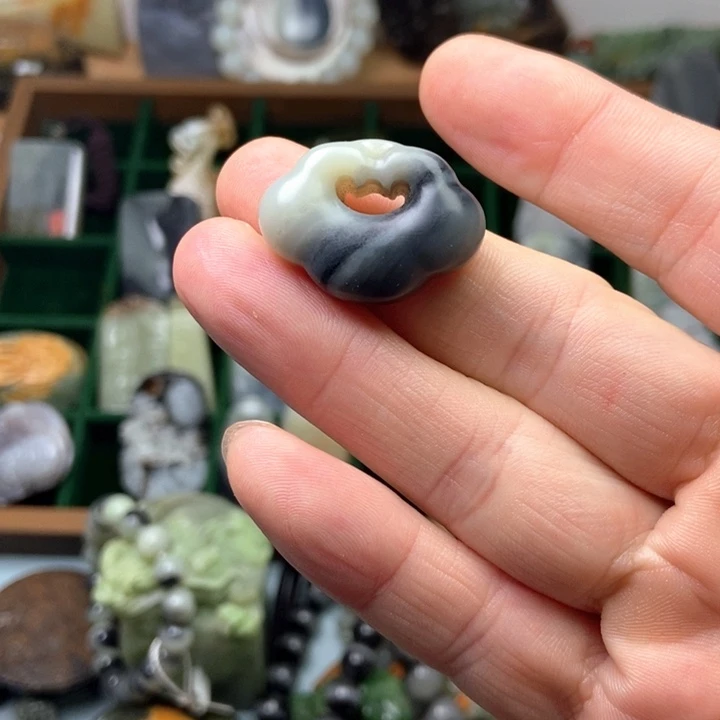 和田玉未镶嵌包链