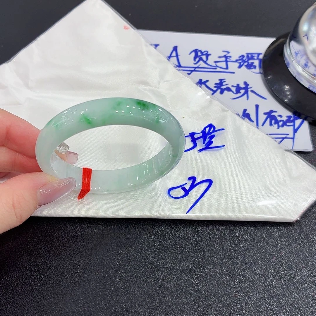 翡翠未镶嵌手镯天然缅甸翡翠手镯53