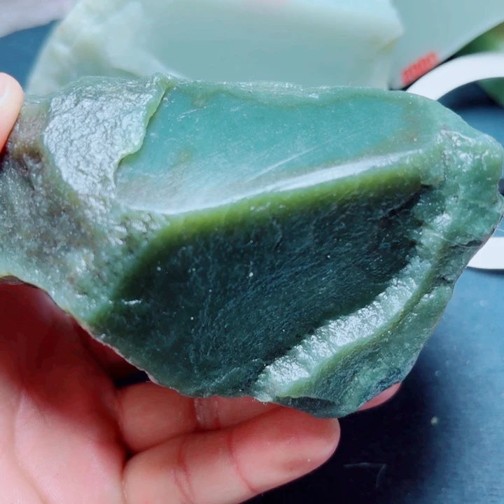 和田玉未镶嵌珠宝奇石