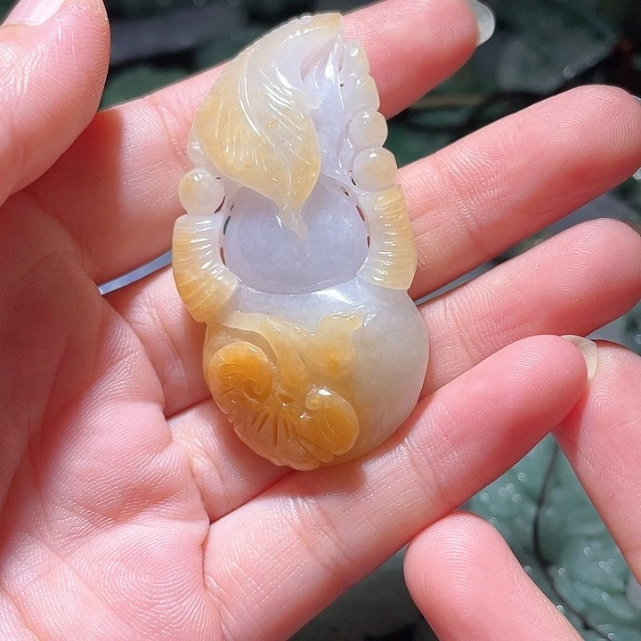 颈饰未镶嵌翡翠天