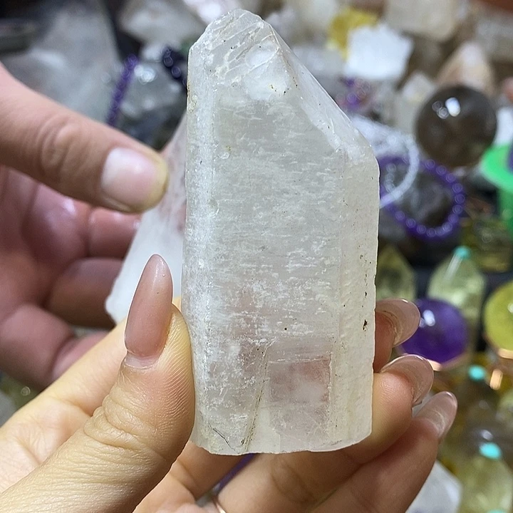 未镶嵌水晶珠宝半成品