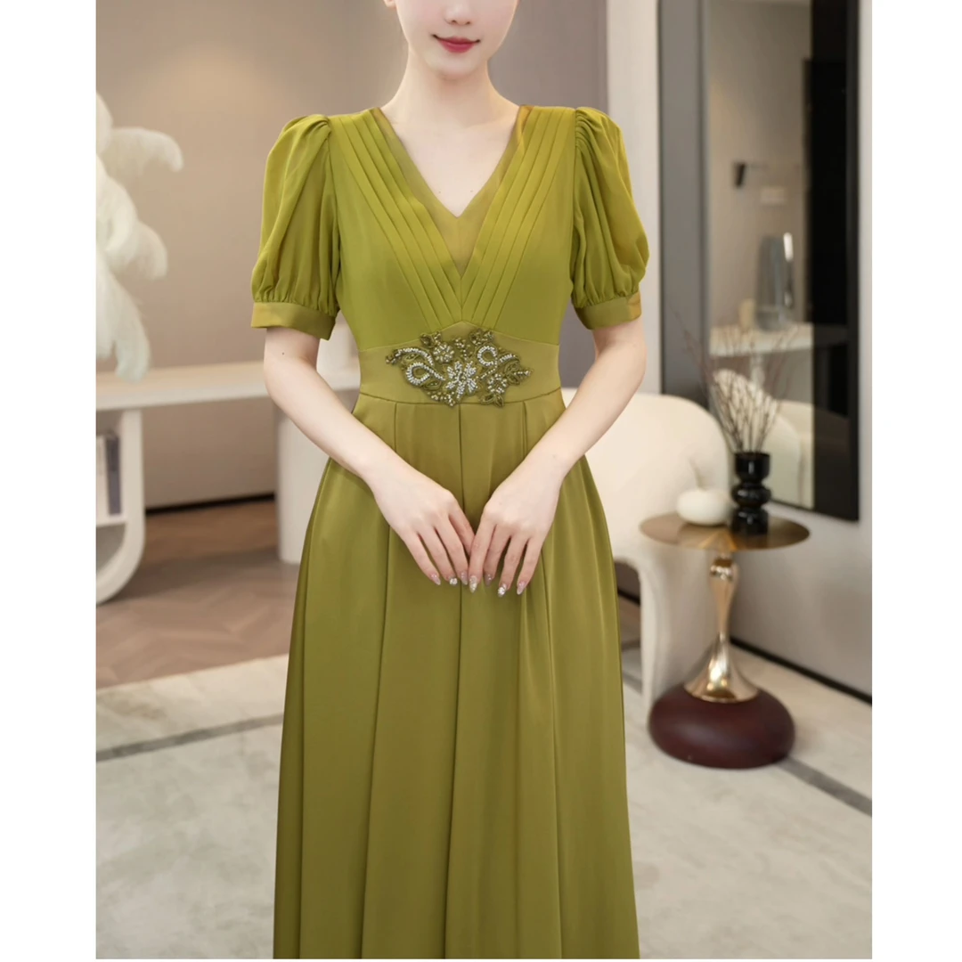 现货2025夏季新款【Q23-X15】气质轻奢小众绿色v领收腰显瘦连衣裙