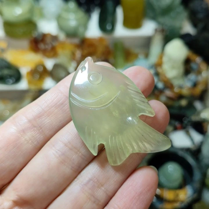 岫玉未镶嵌挂坠款