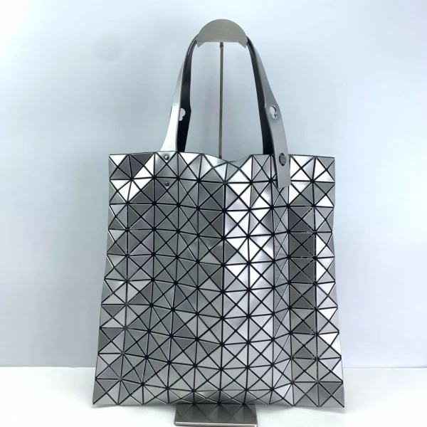 95新/包包/三宅一生/250213LL0042