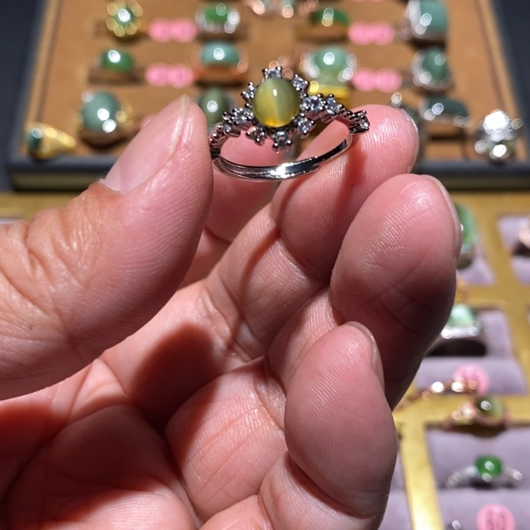 和田玉（碧玉）戒指未镶嵌