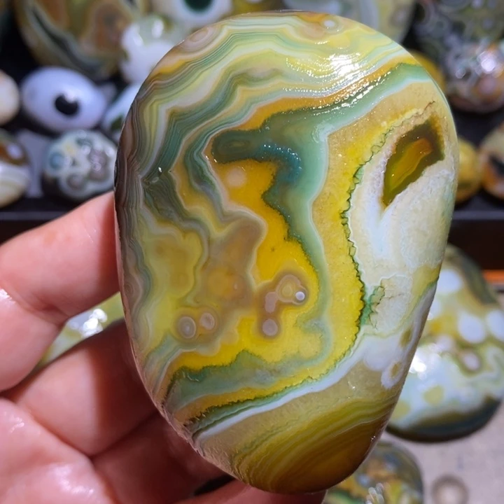 未镶嵌玛瑙/玉髓珠宝半成品45