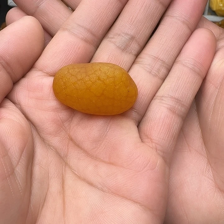 蜜蜡未镶嵌裸石天然蜜蜡吊坠