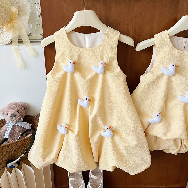 2025新款夏季新款2025女童套装两件套无袖女宝连衣裙儿童薄款小鸭