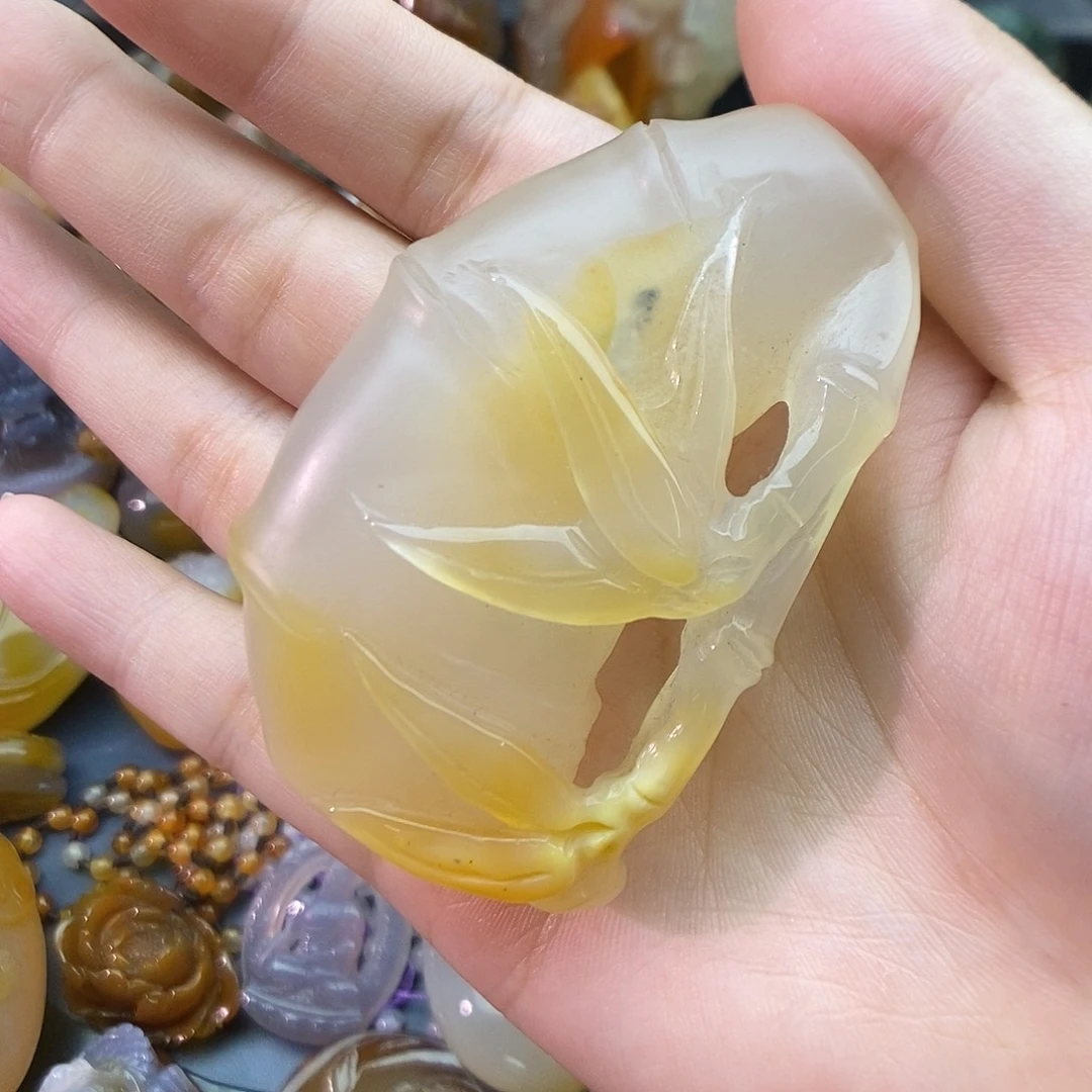 未镶嵌颈饰玛瑙/玉髓