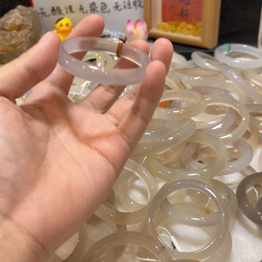 手镯玛瑙/玉髓未镶嵌七*_249
