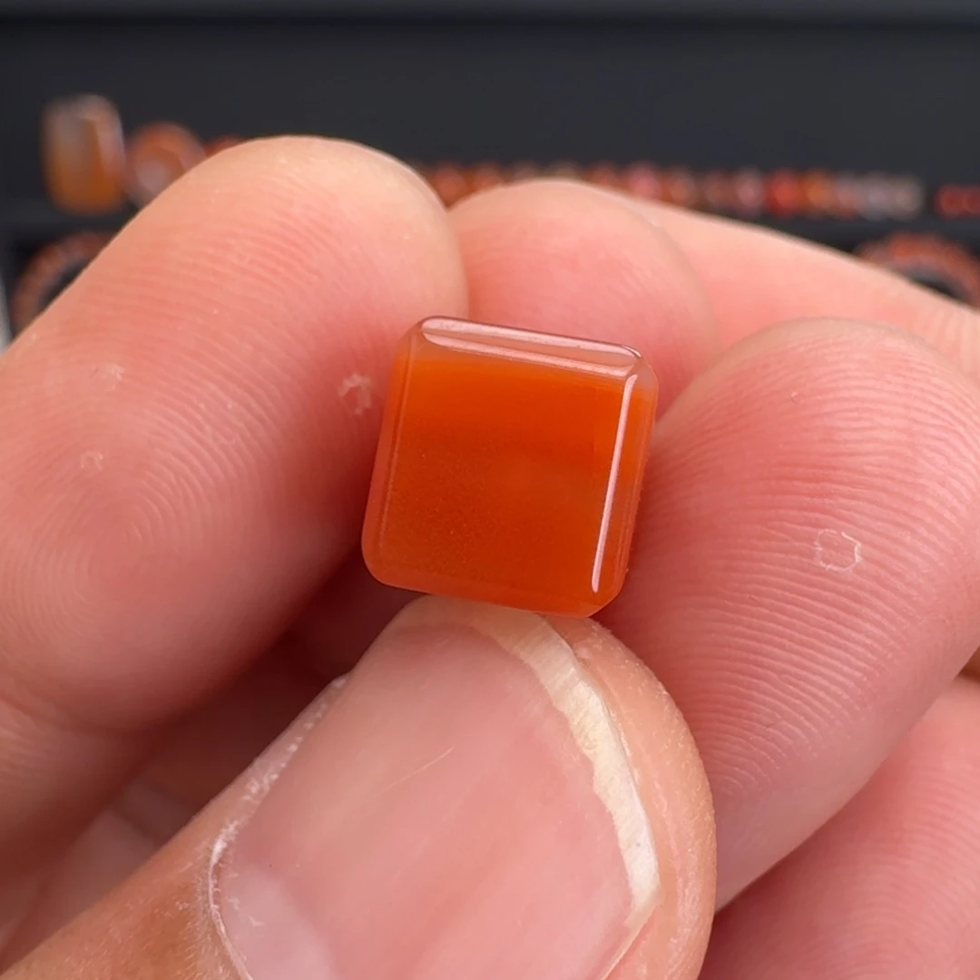 未镶嵌川料南红玛瑙方糖8+