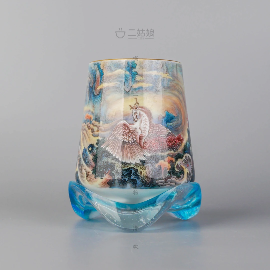 艺林堂藏珍系列粉彩无境白泽威士忌酒杯【景德镇全手工茶具365ml】