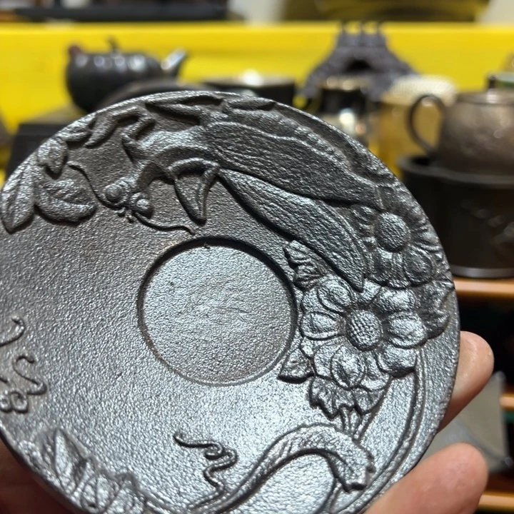 铁中股工艺品，摆件