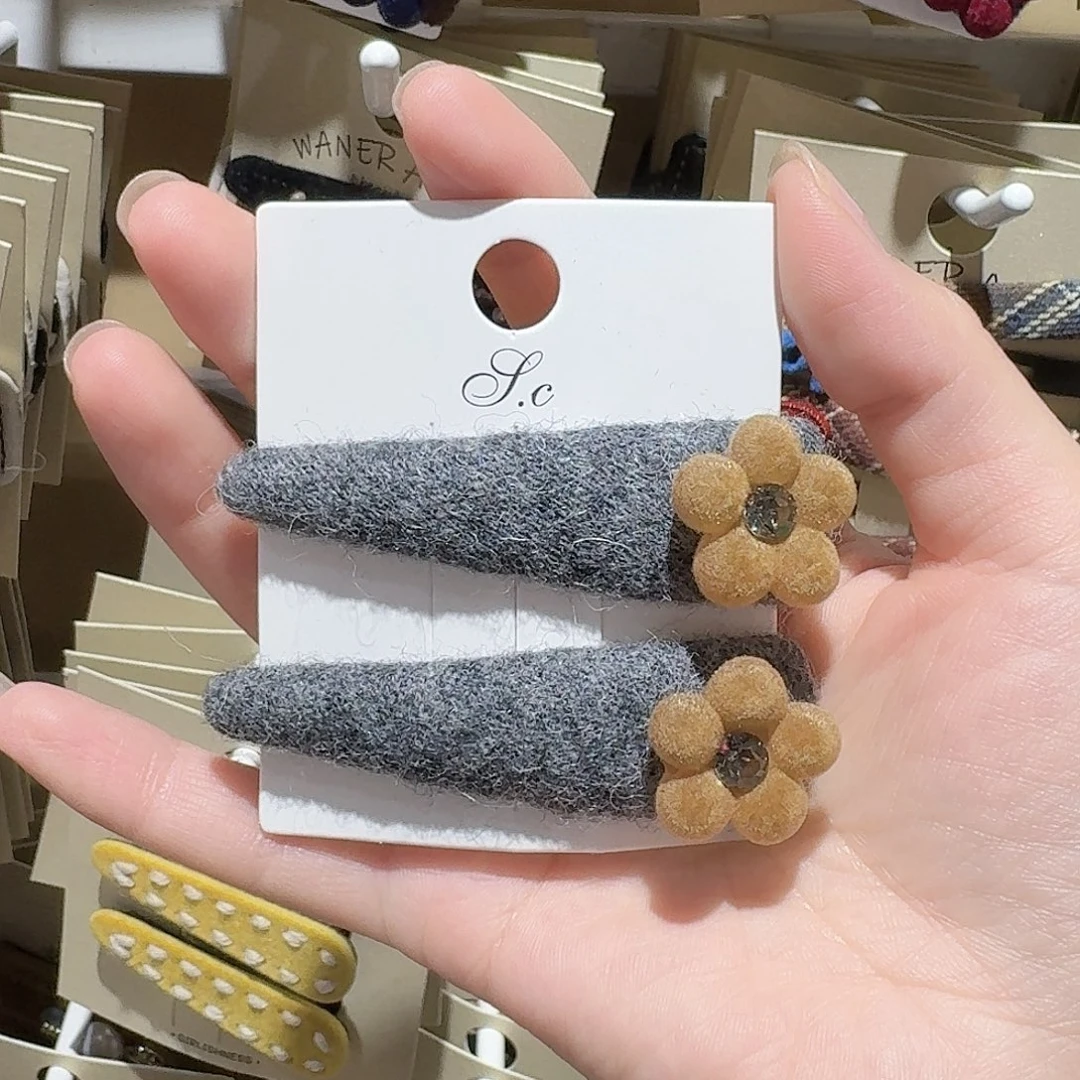 非金属布艺浅咖花花拜拜