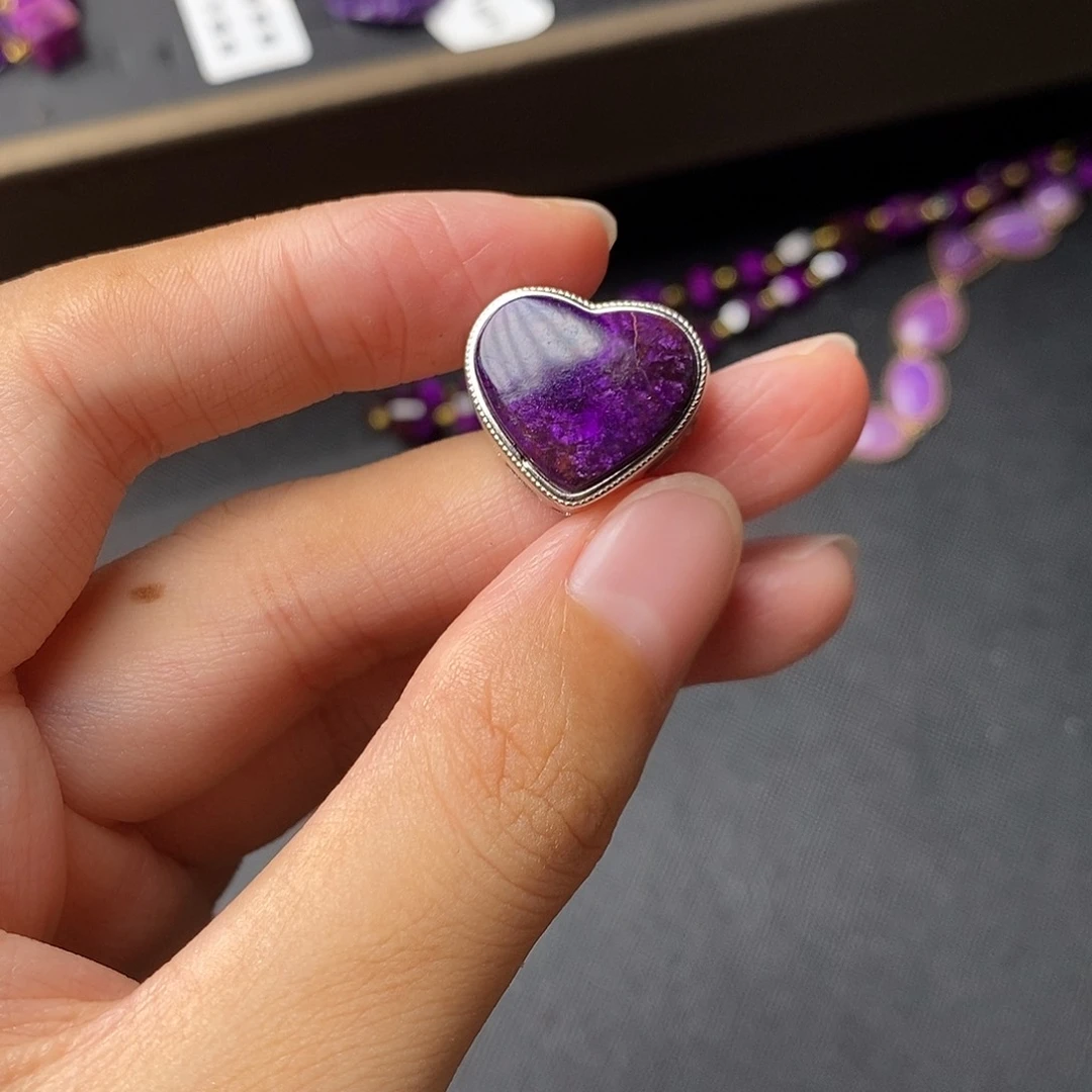 银S925镶嵌苏纪石（舒俱来）盒子