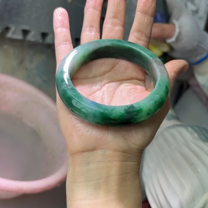 狐***欠查罗石（紫龙晶）未镶嵌手镯