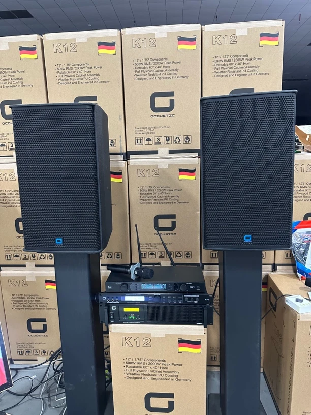 （未使用）德国之声12寸专业唱歌音响四件套，平板架不包邮