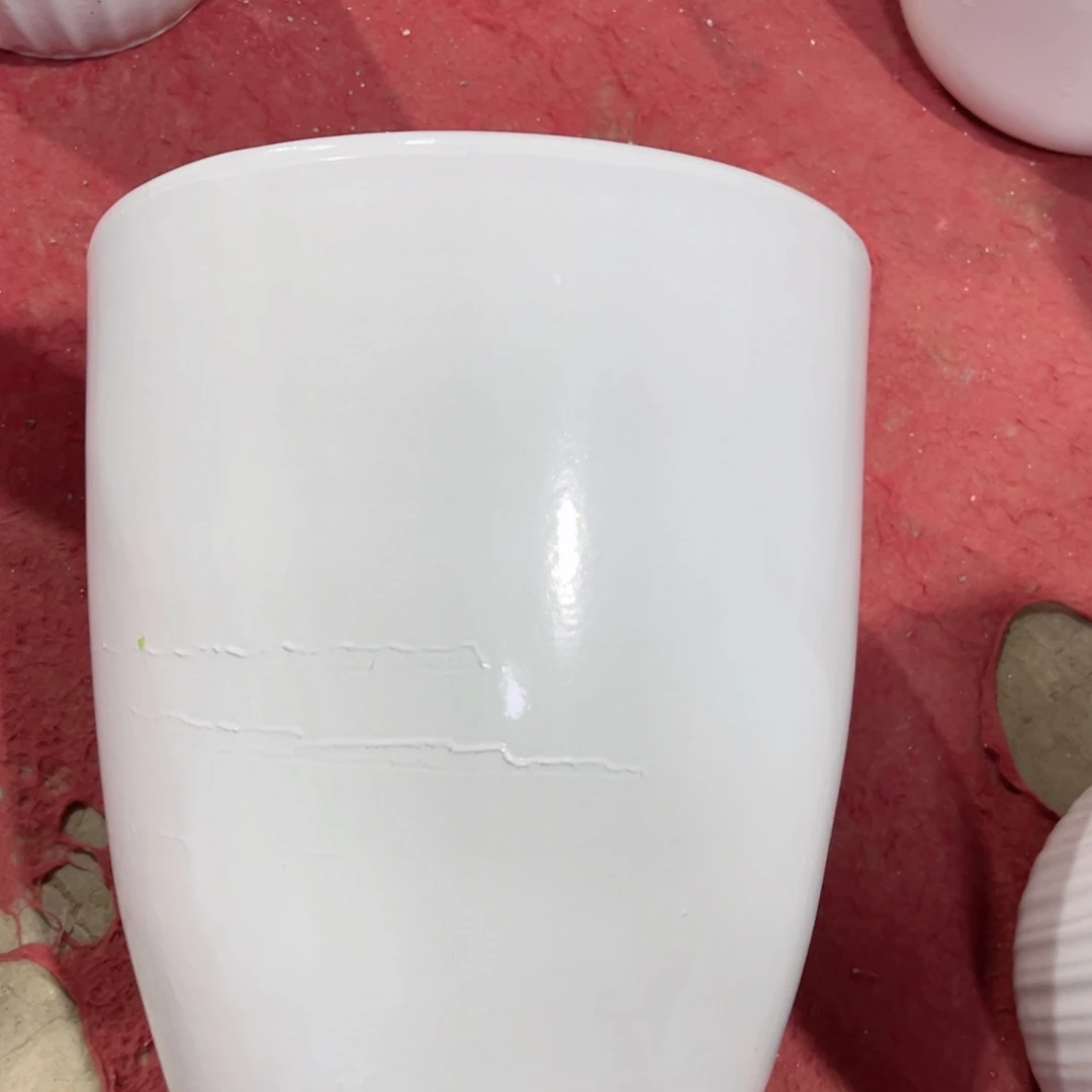 瑕疵捡漏33口37高纯白子弹头陶瓷花盆