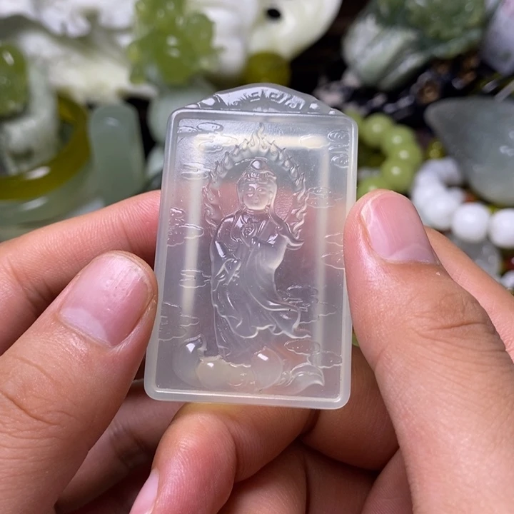 清***金未镶嵌岫玉岫玉颈饰