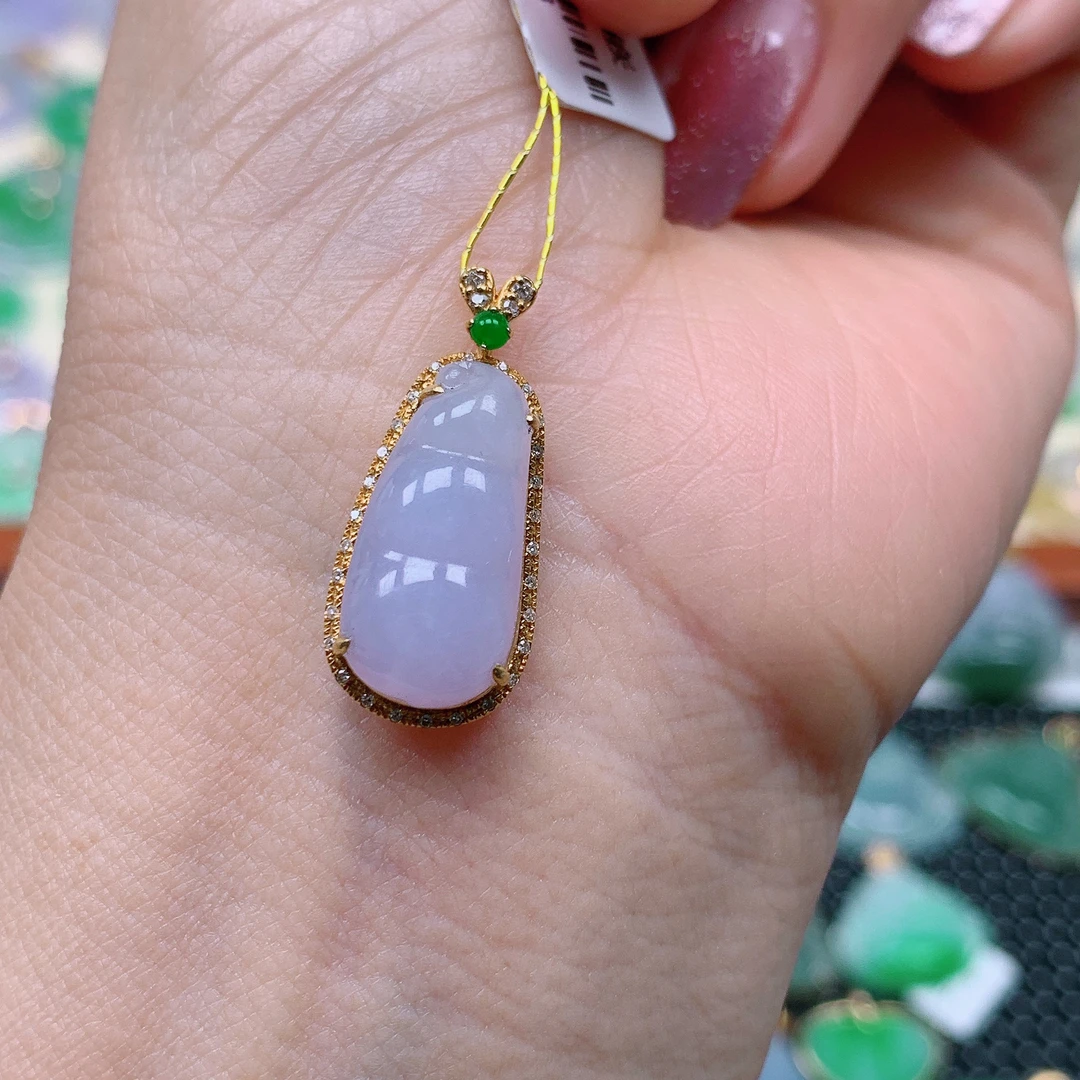 缅甸天然A货翡翠，紫罗兰福豆 编号13/304尺寸24.6-10.8-7.2