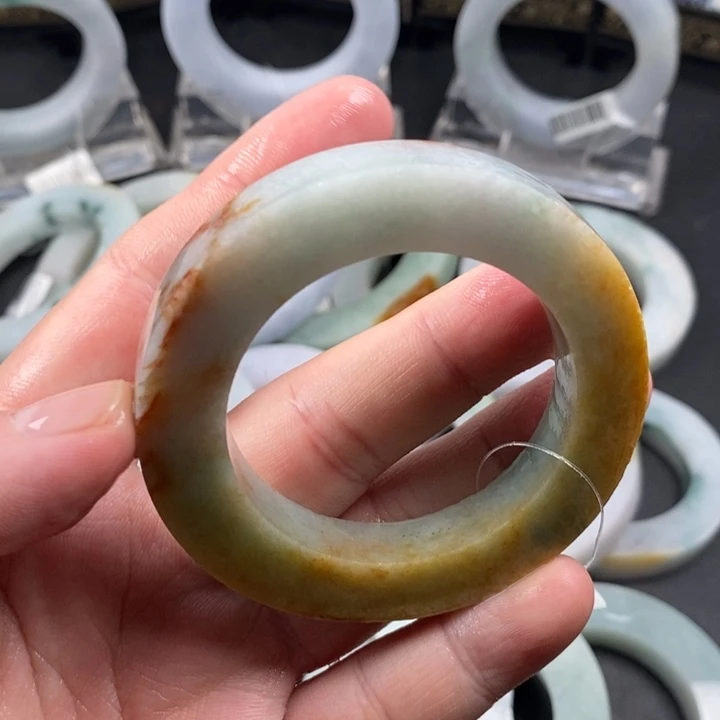 罗***波定制翡翠未镶嵌翡翠