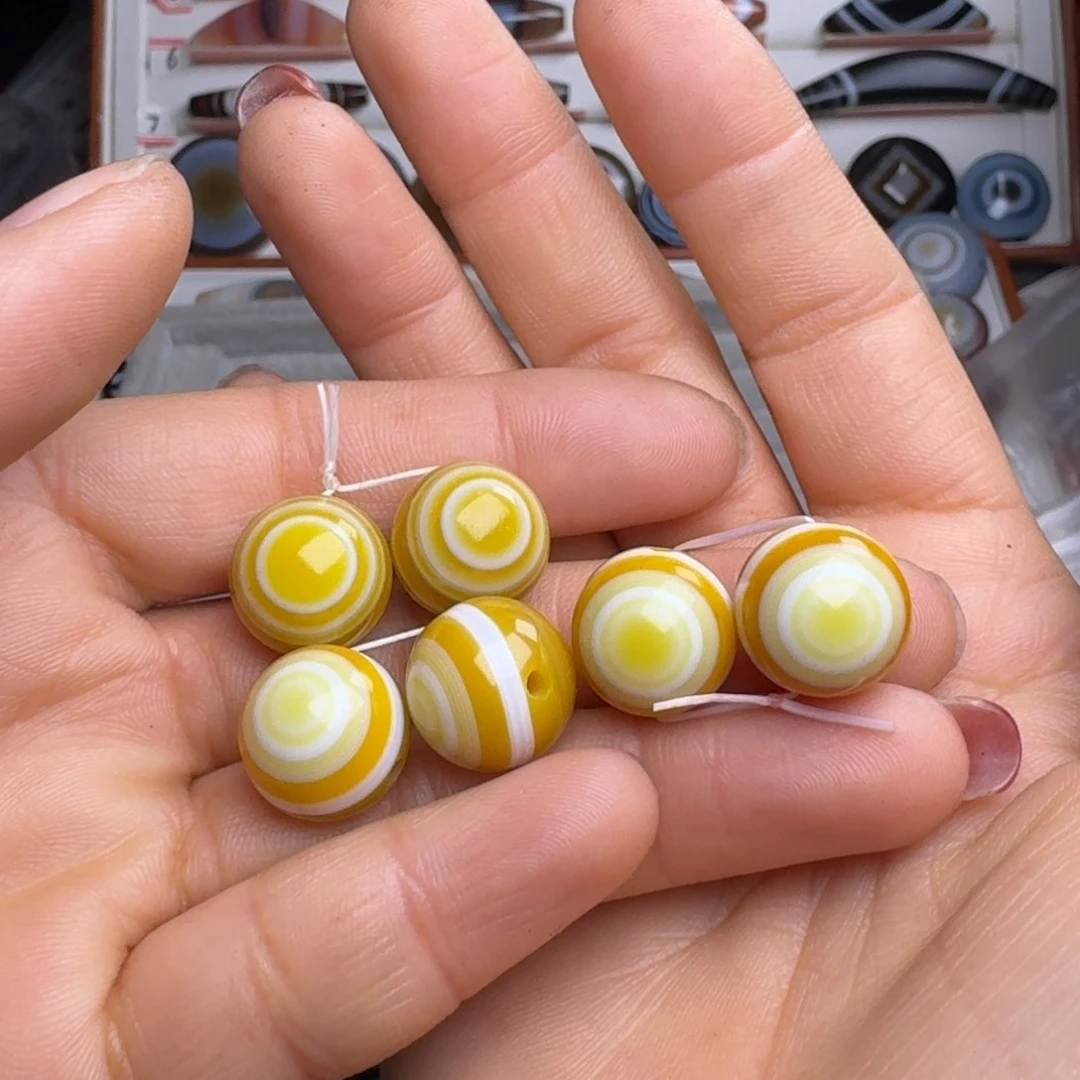 玛瑙/玉髓颈饰未镶嵌不****名